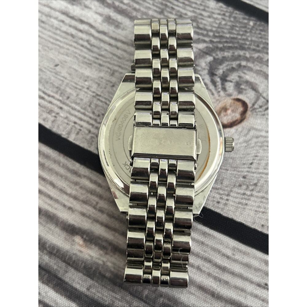 Vince Camuto Silver Tone Black Dial Men’s Quartz Watch - Picture 4 of 6
